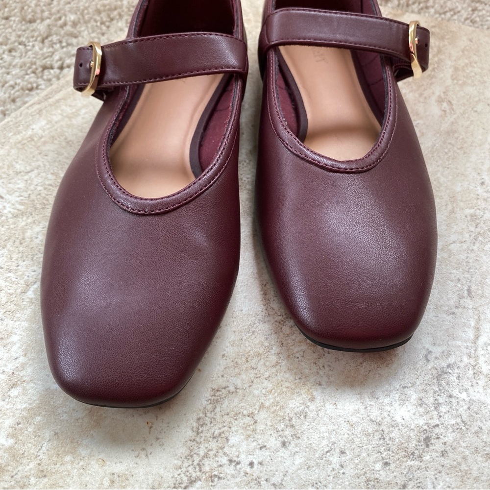 New! Burgundy Clove Maroon Mary Jane Square Toe Ballet Flats Size 7 Old Navy - Picture 6 of 8